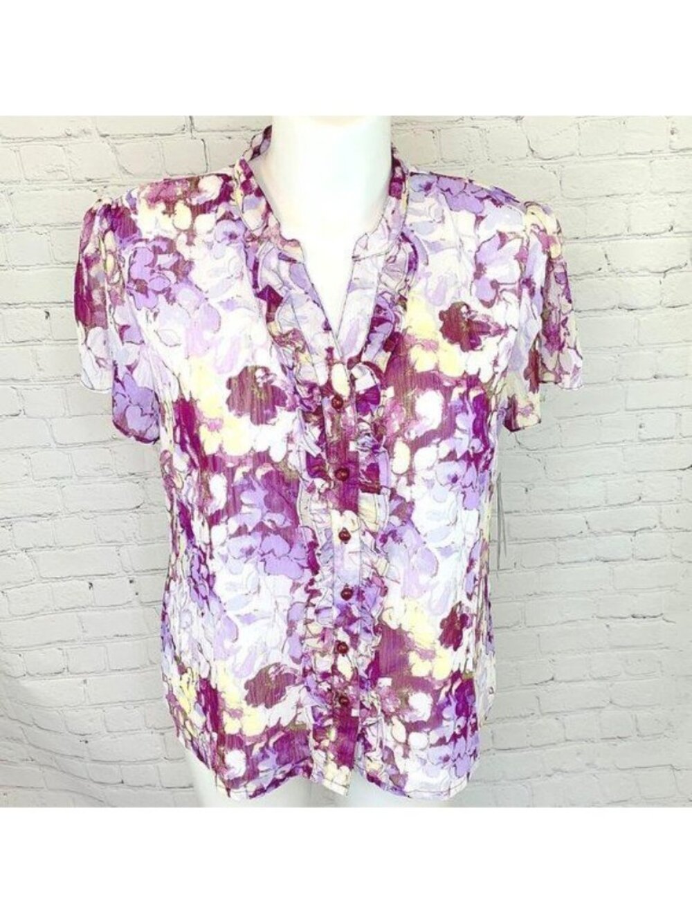 NWT ELEMENTZ PURPLE FLOWER RUFFLE FRONT FLUTTER SLEEVE TOP - XL